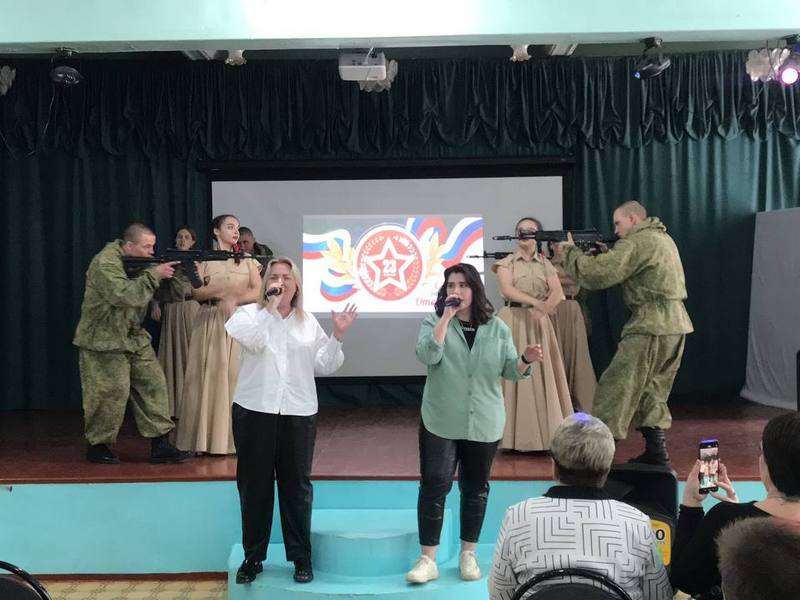 Светловские артисты и курсанты Юнармии выступили перед студентами тимирязевки.