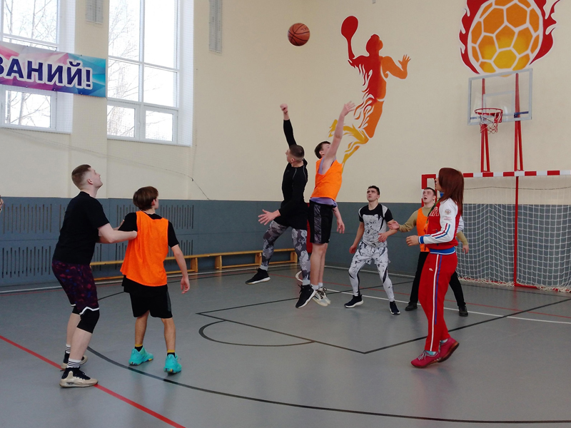 В Светлом прошел муниципальный турнир по баскетболу 3х3.
