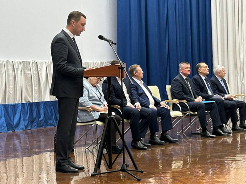 Губернатор Саратовской области рассказал о встрече с депутатами регионального и муниципального уровней.