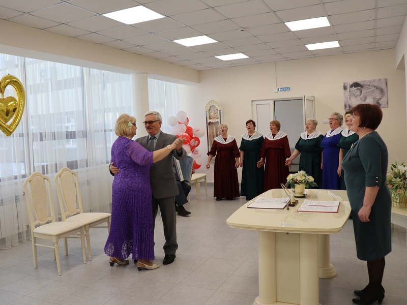 50-летие совместной жизни 7 марта отметили супруги Белозёровы.