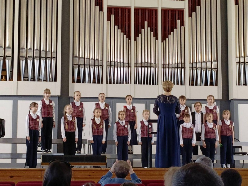 Младший хор Детской школы искусств Светлого стал дипломантом конкурса хоровых коллективов.