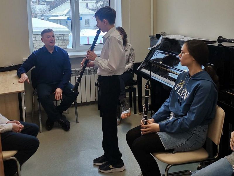 Юный светловский кларнетист проходит обучение в центре для одаренных детей «Галактика 64».