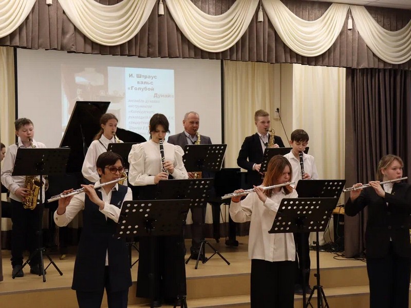 В Детской школе искусств состоялся концерт ансамблей «Играем вместе».