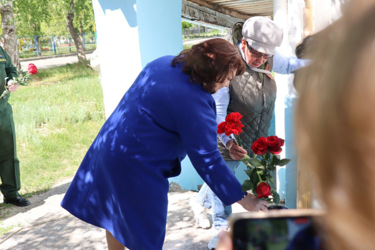 Накануне Дня Победы почтили память ветерана войны Павла Трошина.